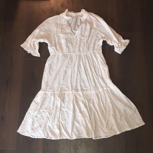 Closed polka dot summer dress